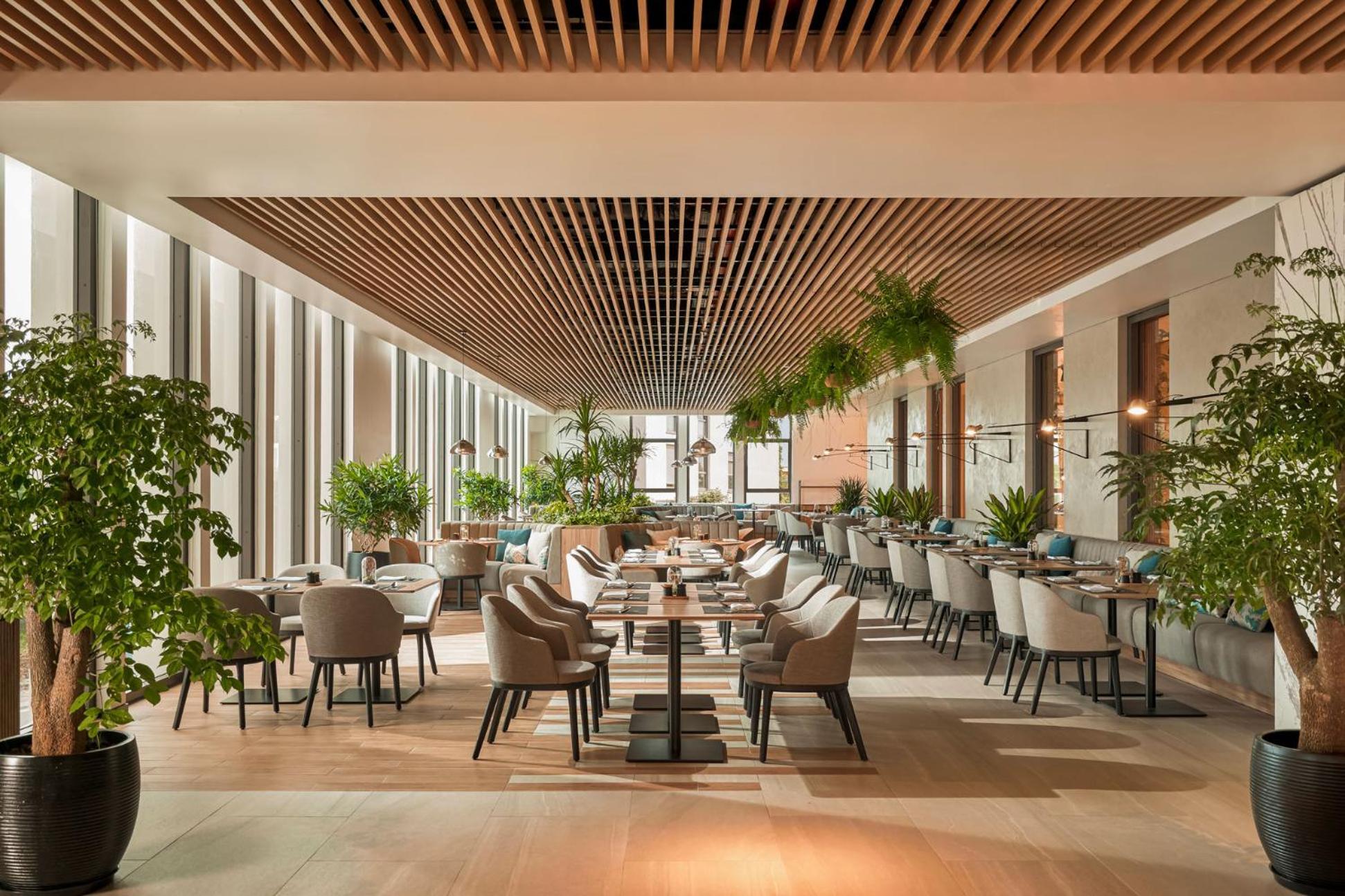 The Yacht Hotel By Dc Ha Long Exterior photo